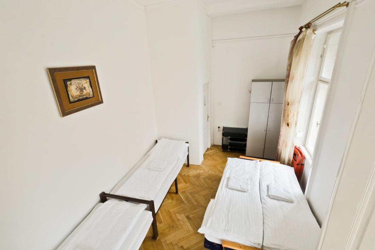 Center 5 Private For 19 People Accommodatie bij particulieren