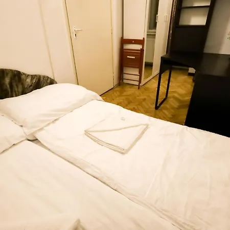 Center Apartment 5 Private Room For 19 People Budapest Exterior photo