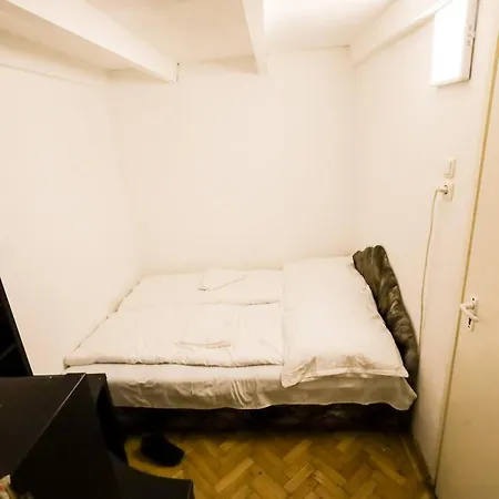 Center Apartment 5 Private Room For 19 People Budapest Exterior photo