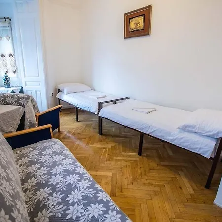 Center Apartment 5 Private Room For 19 People Budapest Exterior photo
