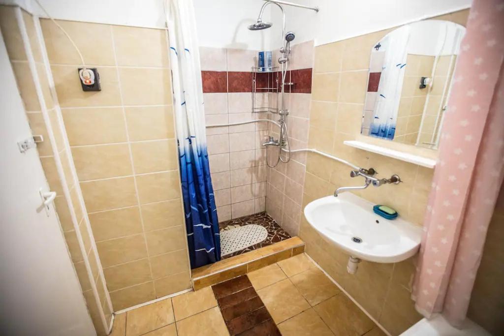 Center 5 Private For 19 People Ubytování v soukromí Budapešť