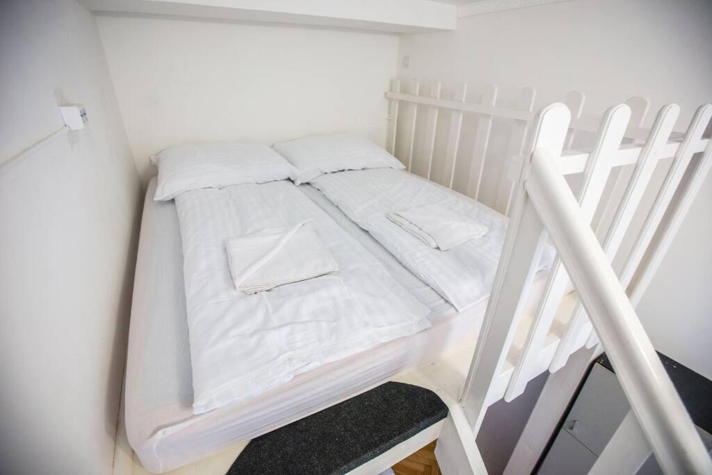 Center 5 Private For 19 People * Budapešť